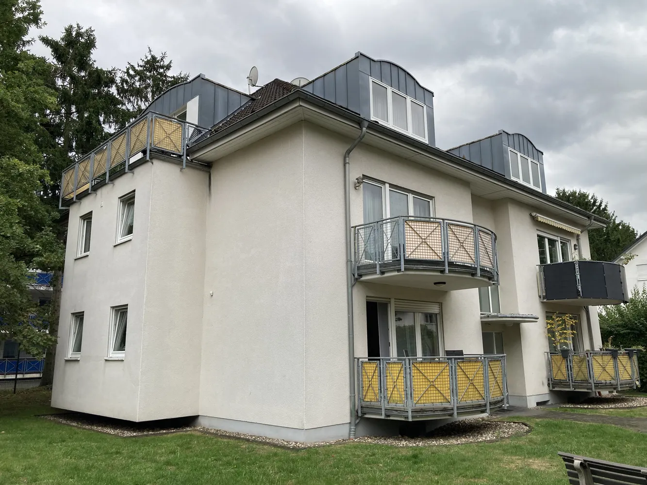 2 Zimmer Wohnung mit 60 m² in Köln – Bild 1