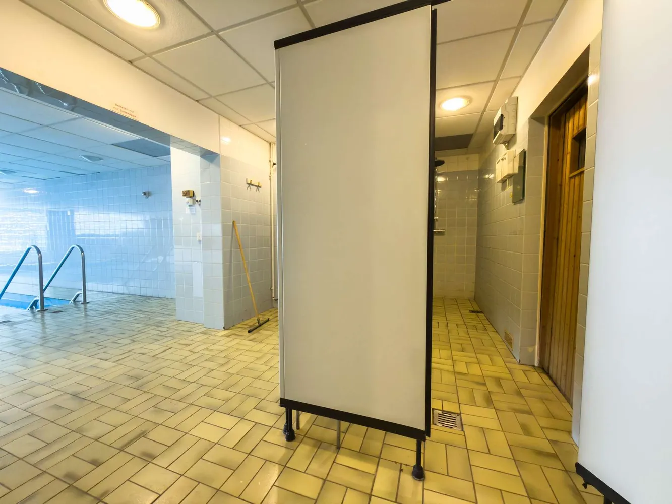 4 room apartment with 115 m² in Mülheim an der Ruhr – Photo 3