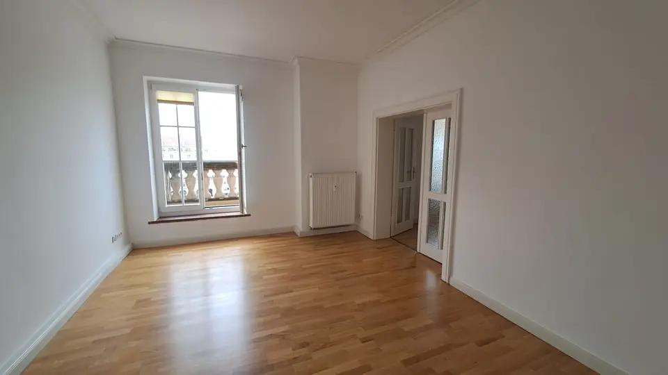 3 Zimmer Wohnung mit 90 m² in Dresden – Bild 1