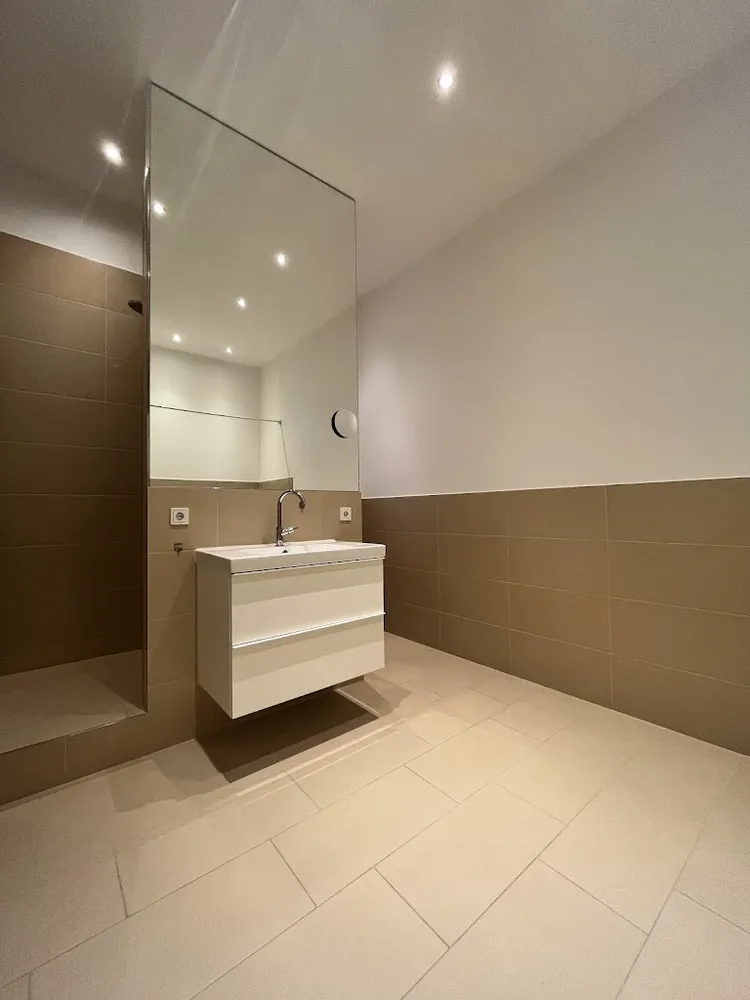 2 Zimmer Wohnung mit 91 m² in Wiesbaden – Bild 8
