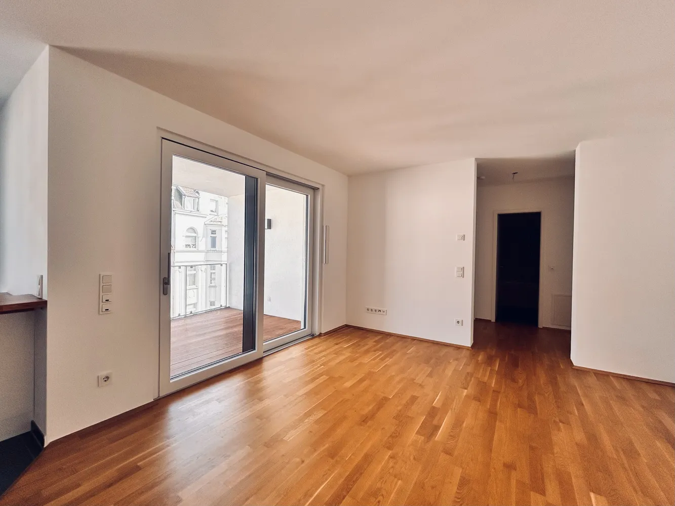 2 Zimmer Wohnung mit 63 m² in Köln – Bild 4