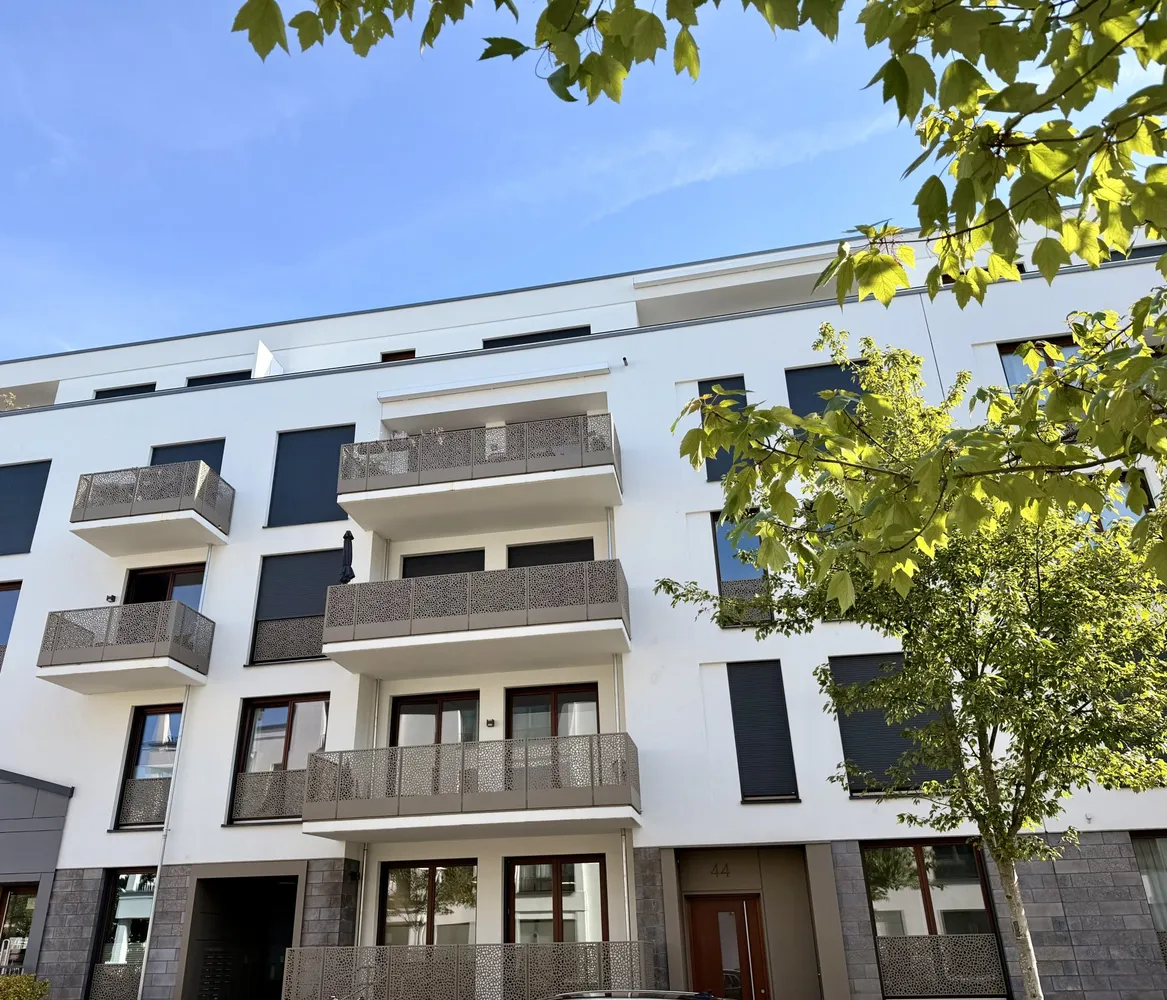 4 Zimmer Wohnung mit 114 m² in Düsseldorf – Bild 2