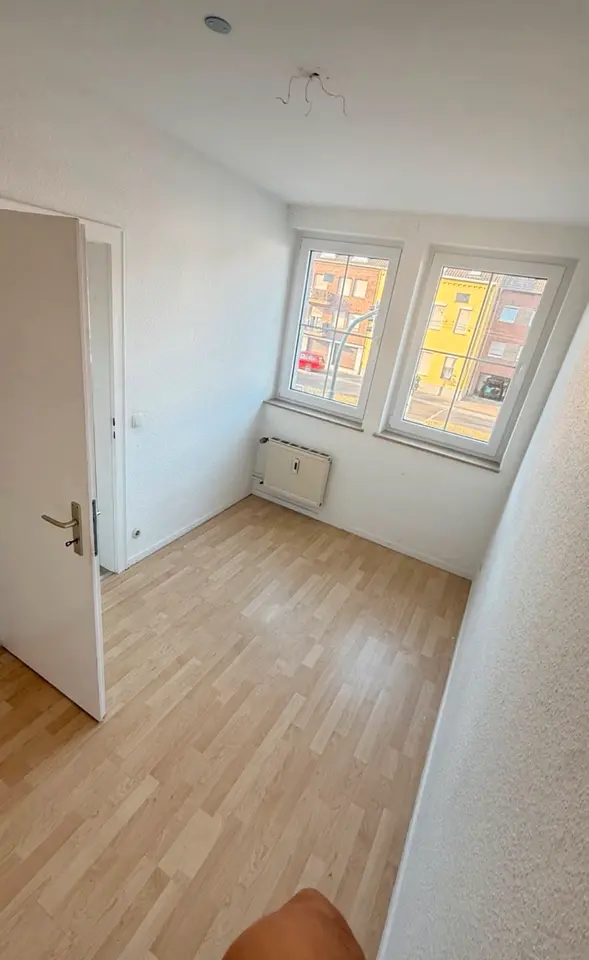 5 Zimmer Wohnung mit 8 m² in Krefeld – Bild 6