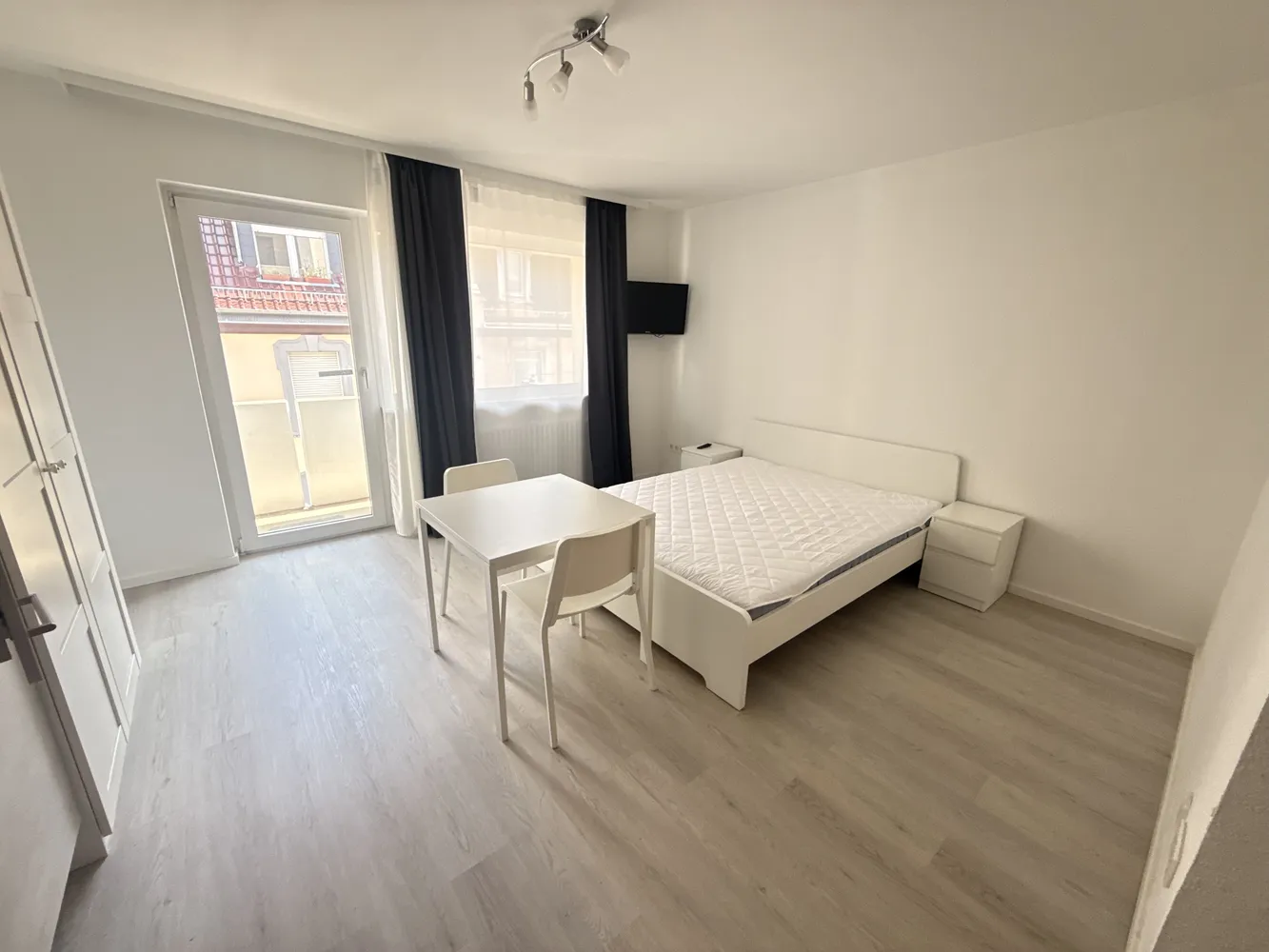 1 Zimmer Wohnung mit 25 m² in Frankfurt am Main – Bild 2