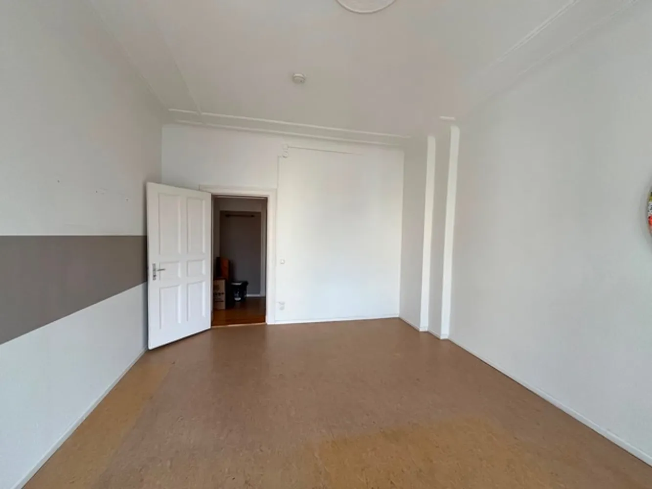 2 Zimmer Wohnung mit 77 m² in Berlin – Bild 7