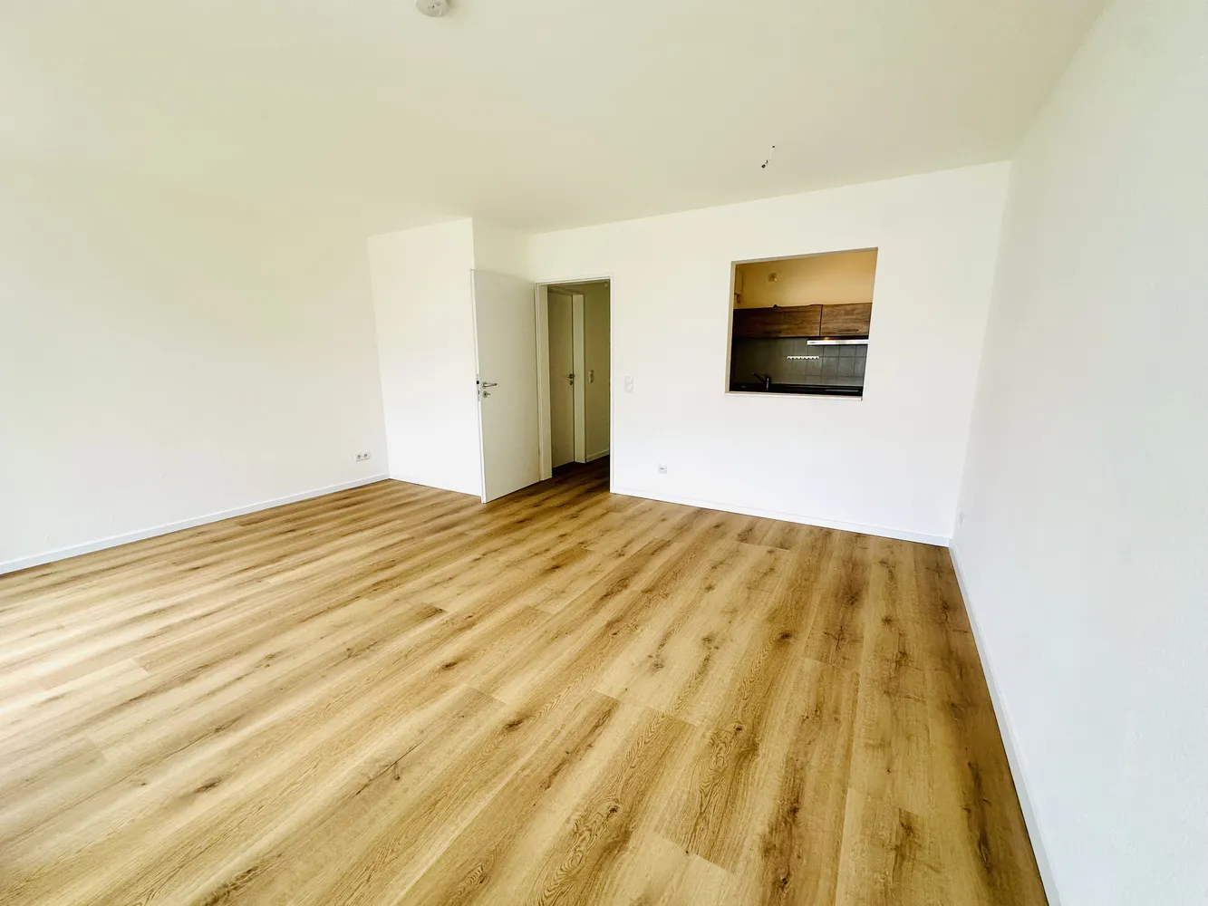 1 Zimmer Wohnung mit 34 m² in Köln – Bild 3