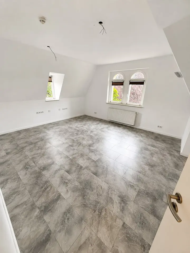 6 Zimmer Wohnung mit 173 m² in Crimmitschau – Bild 10