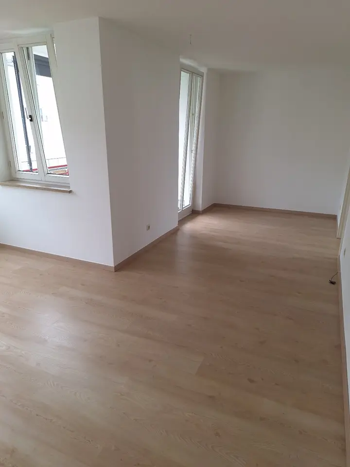 3 Zimmer Wohnung mit 77 m² in Plauen – Bild 2