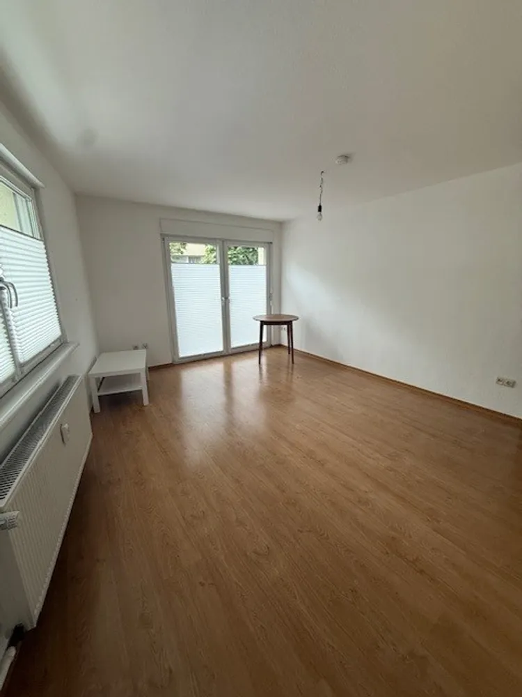 2 Zimmer Wohnung mit 56 m² in Wiesbaden – Bild 2