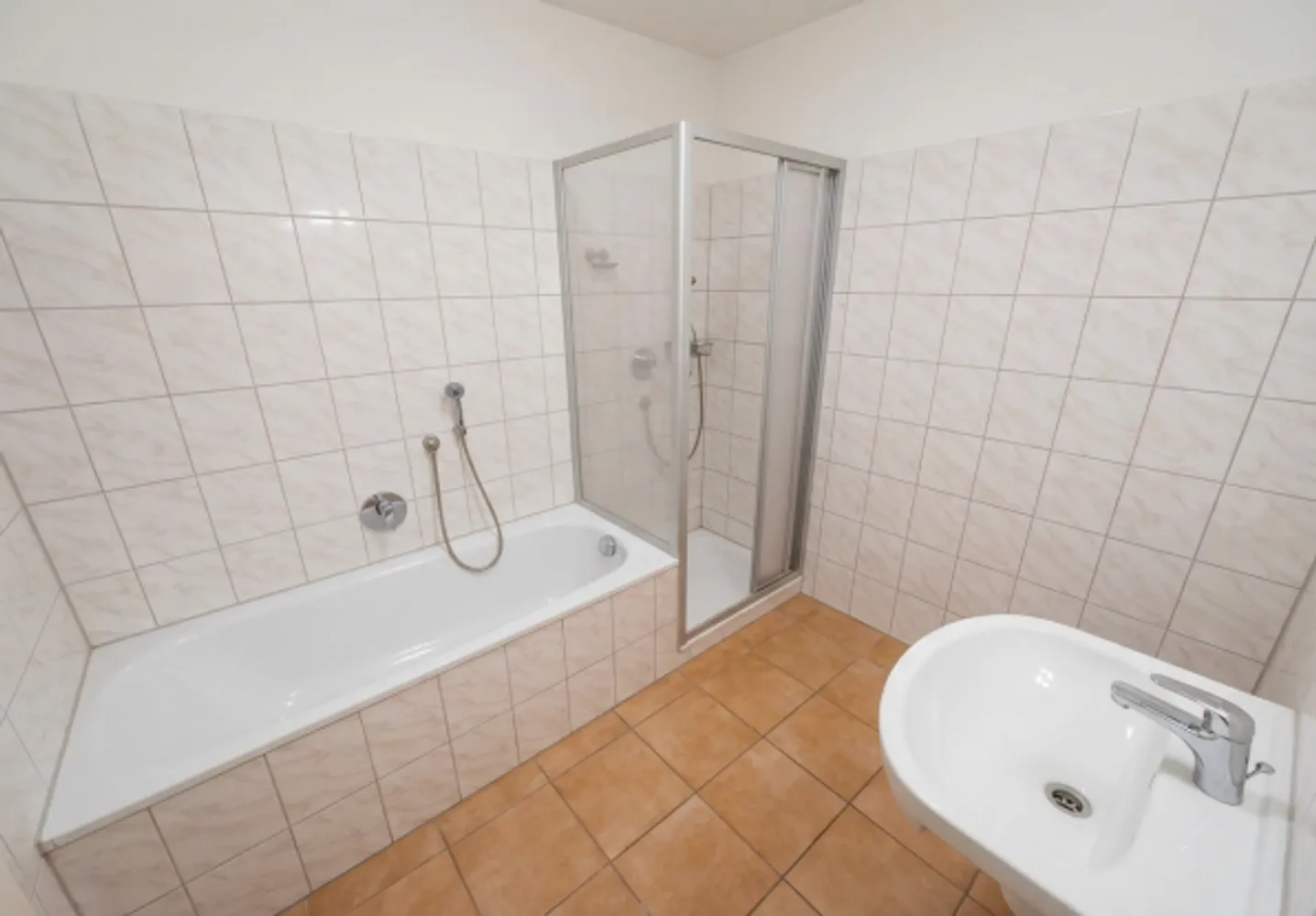 2 Zimmer Wohnung mit 68 m² in Meerbusch – Bild 3