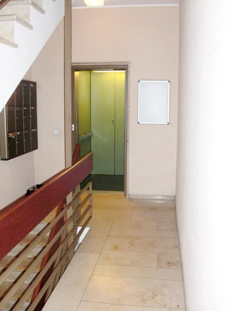 2 Zimmer Wohnung mit 60 m² in Düsseldorf – Bild 2