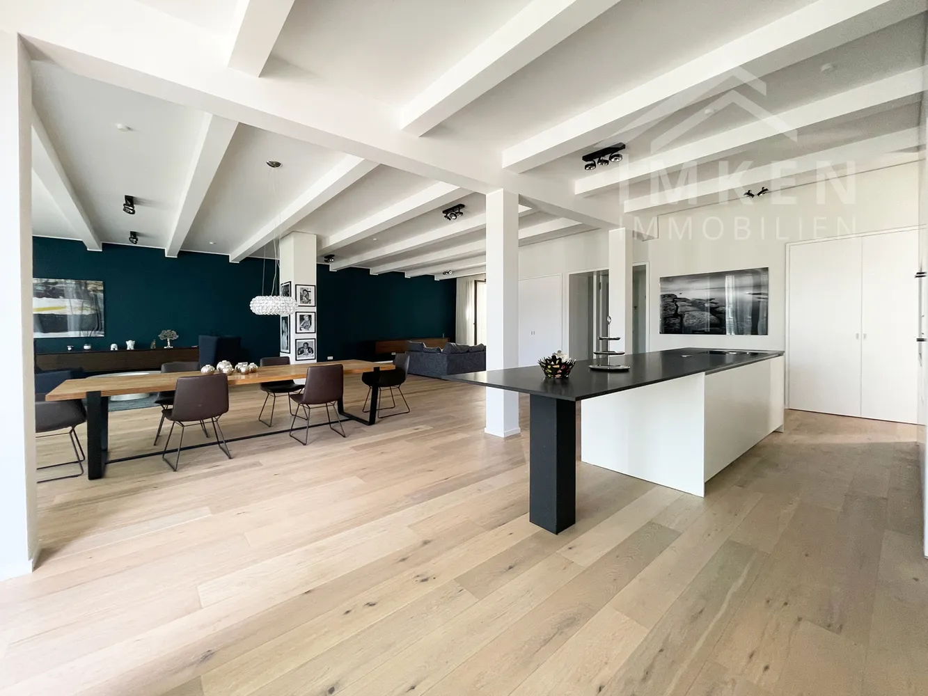 3 Zimmer Wohnung mit 181 m² in Hamburg – Bild 2