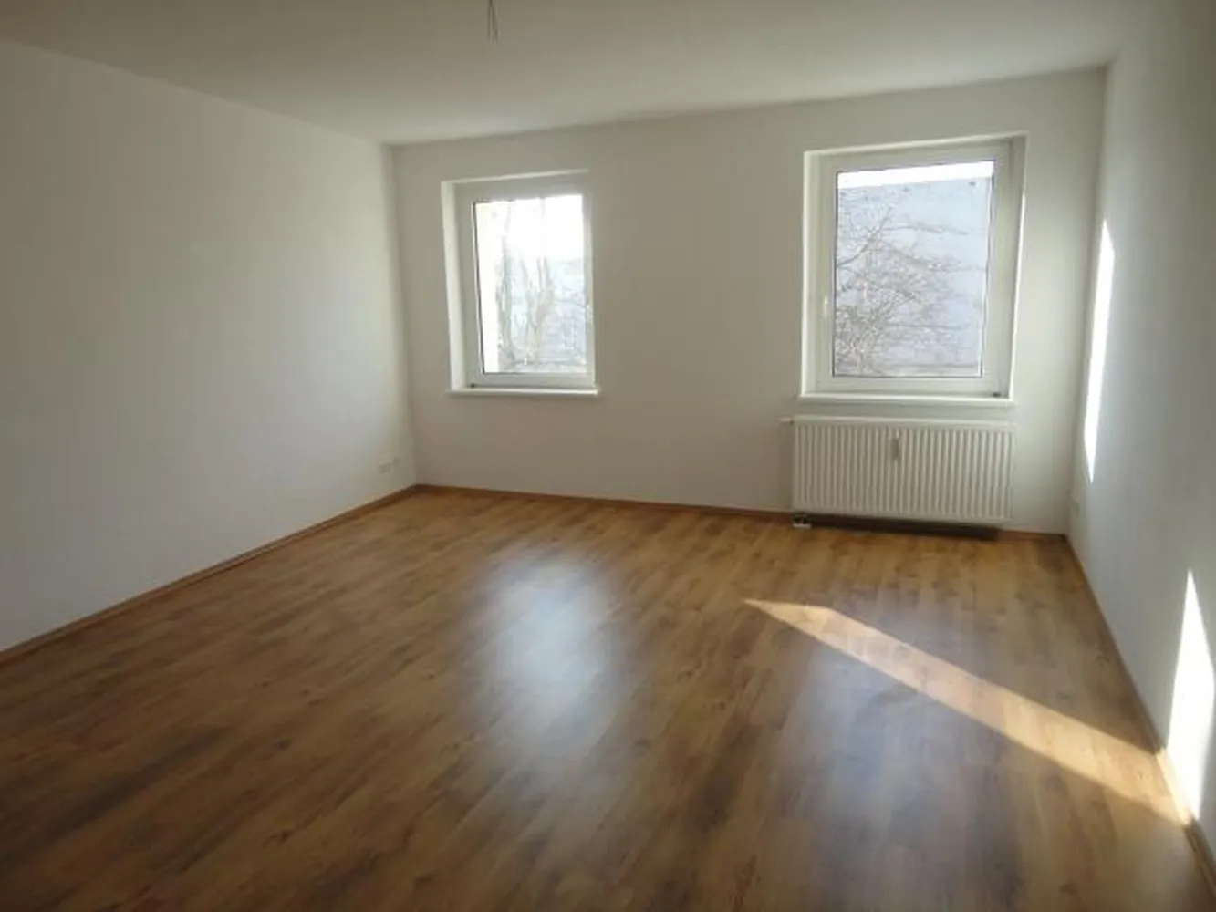4 room apartment with 98 m² in Magdeburg – Photo 1