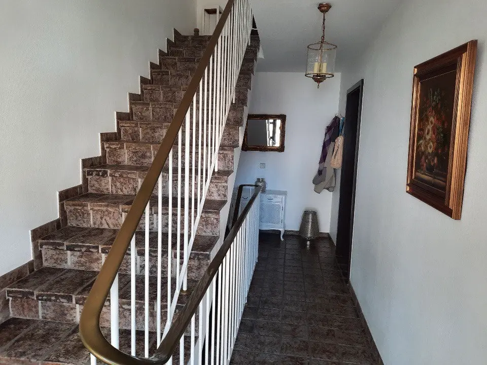 2 Zimmer Wohnung mit 115 m² in Bergisch Gladbach – Bild 7