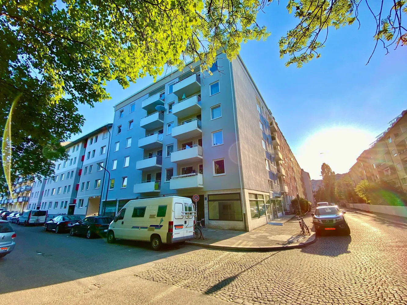 3 Zimmer Wohnung mit 70 m² in München – Bild 4
