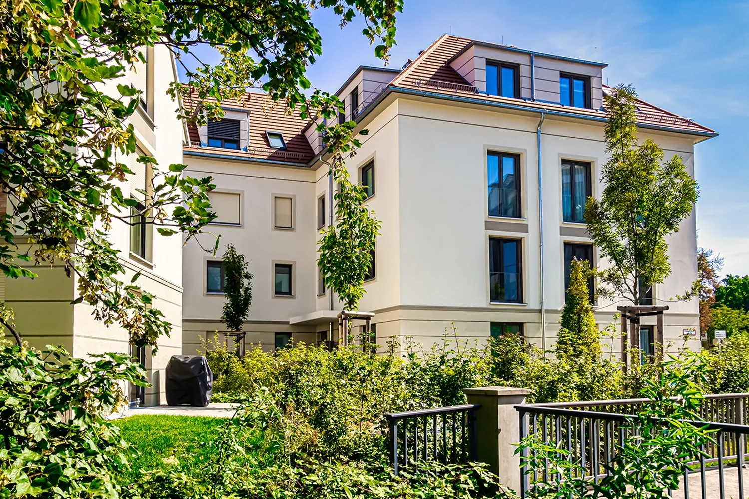 3 Zimmer Wohnung mit 82 m² in Dresden – Bild 1