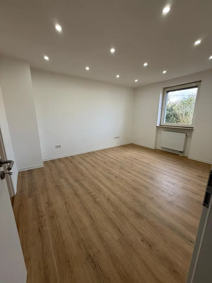 2 Zimmer Wohnung mit 80 m² in Saarbrücken – Bild 2