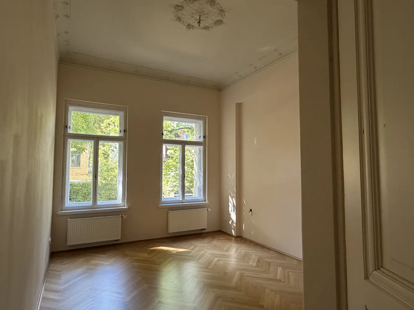 6 Zimmer Wohnung mit 260 m² in Leipzig – Bild 7