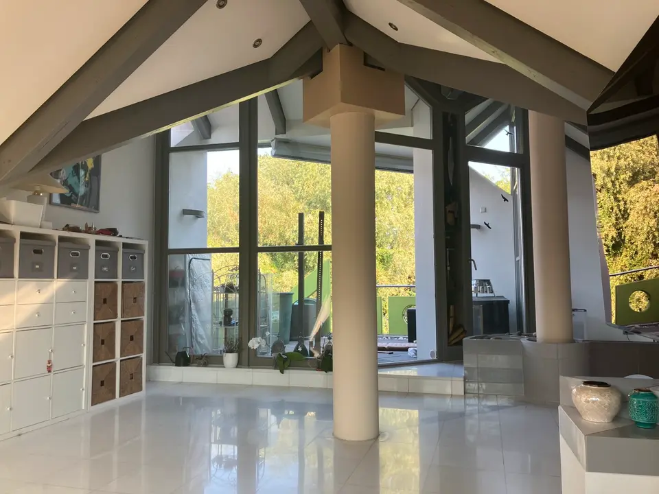 5 Zimmer Wohnung mit 225 m² in Mainz – Bild 2