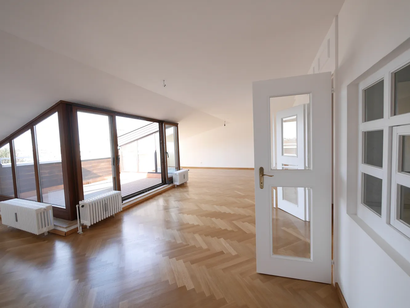 3 room apartment with 110 m² in Munich – Photo 11