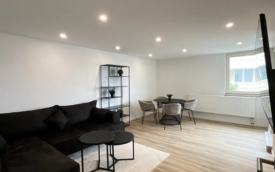 WG-Zimmer mit 100 m² in Herrenberg – Bild 1