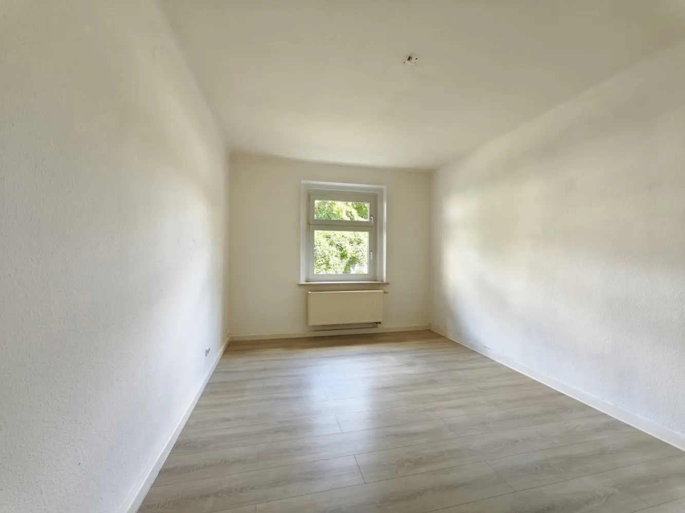 2 Zimmer Wohnung mit 50 m² in Halle (Saale) – Bild 4