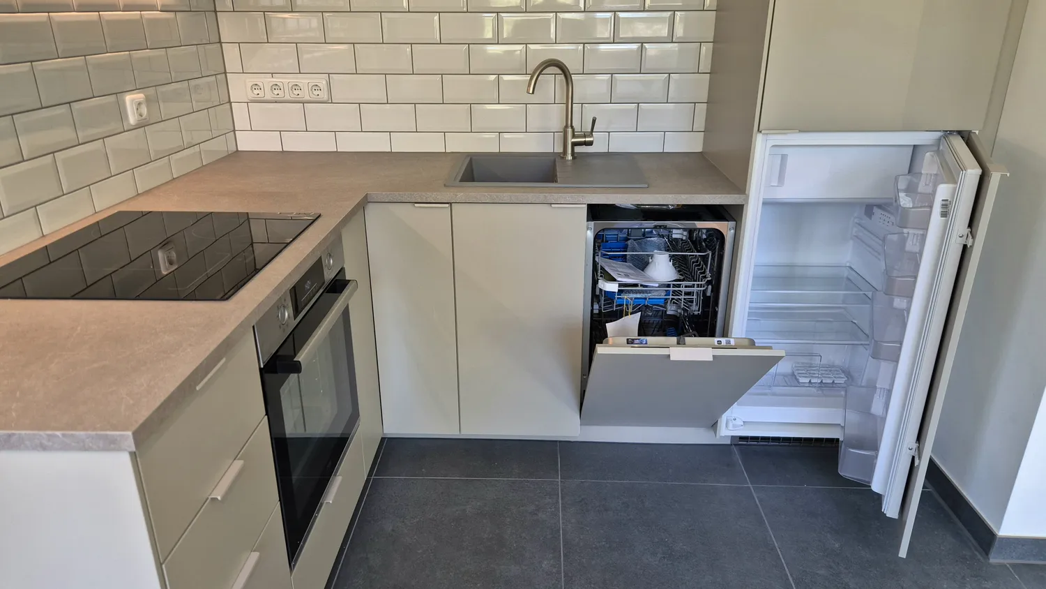 2 room apartment with 46 m² in Cologne – Photo 11