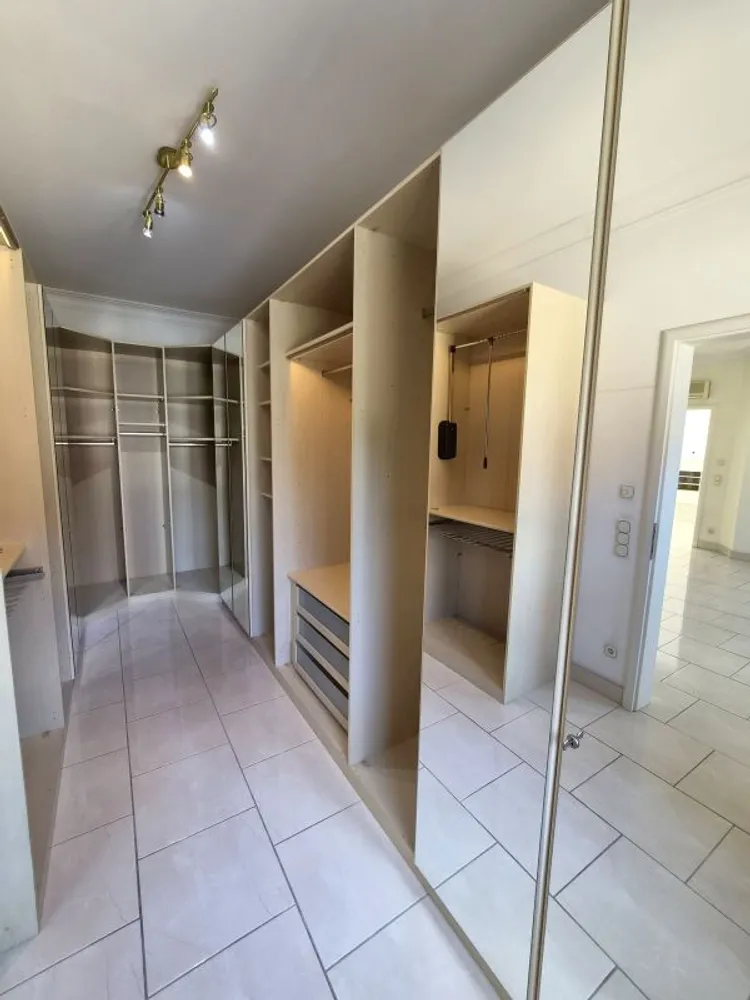 4 room apartment with 225 m² in Wiesbaden – Photo 11