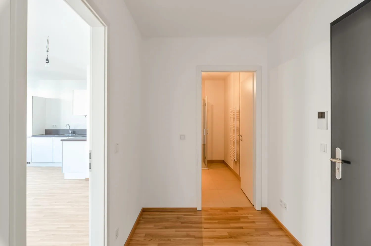 2 Zimmer Wohnung mit 65 m² in Dresden – Bild 3