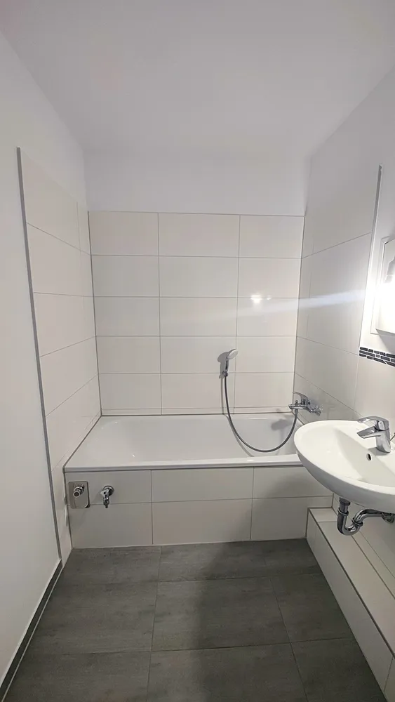 3 Zimmer Wohnung mit 59 m² in Halle (Saale) – Bild 5