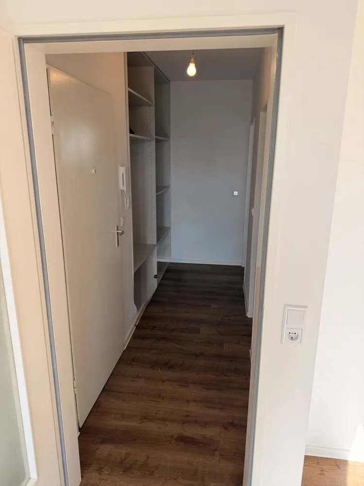 1 Zimmer Wohnung mit 35 m² in Köln – Bild 11