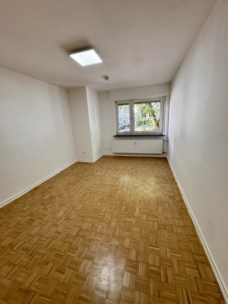 1 Zimmer Wohnung mit 30 m² in Frankfurt am Main – Bild 2