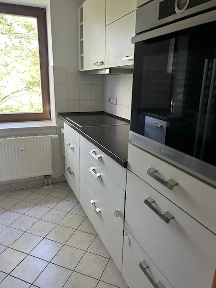 2 Zimmer Wohnung mit 82 m² in Chemnitz – Bild 3