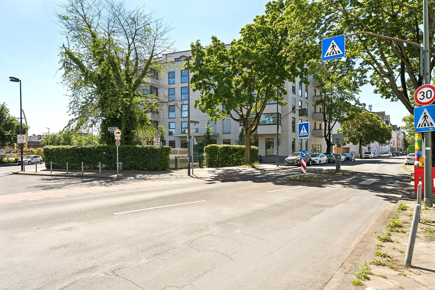 3 Zimmer Wohnung mit 99 m² in Düsseldorf – Bild 12