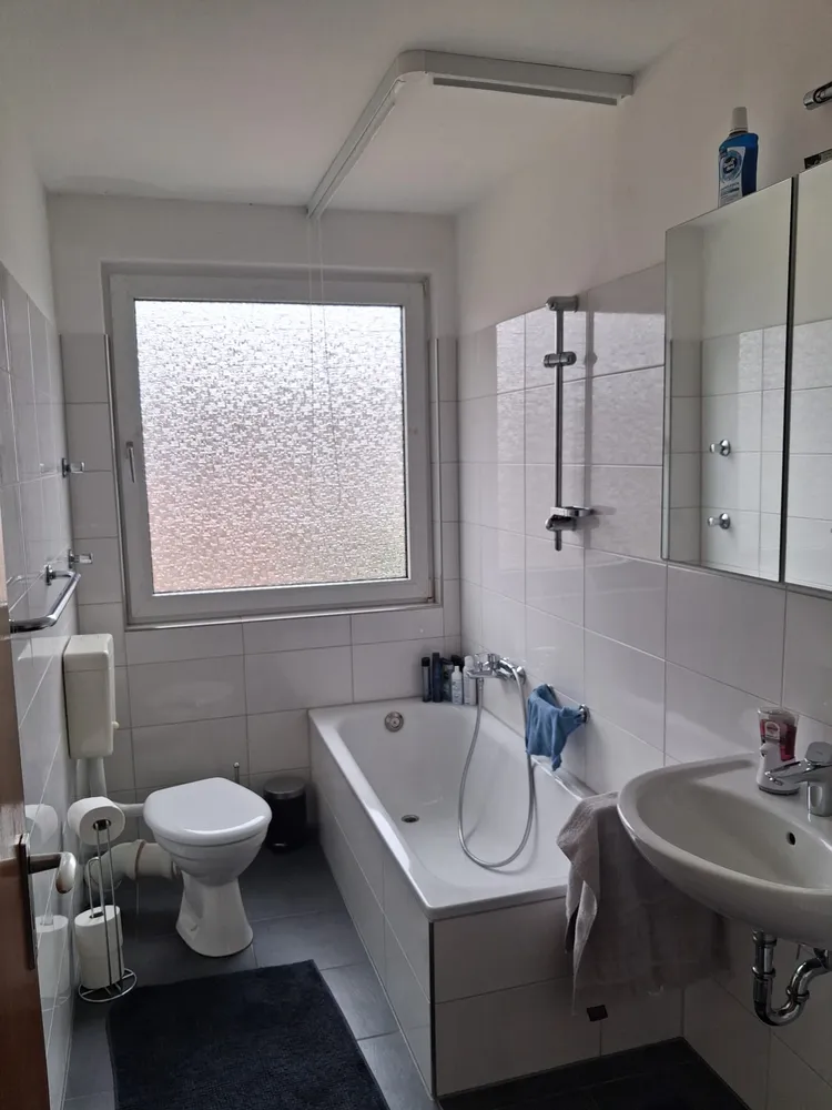 4 Zimmer Wohnung mit 67 m² in Duisburg – Bild 2