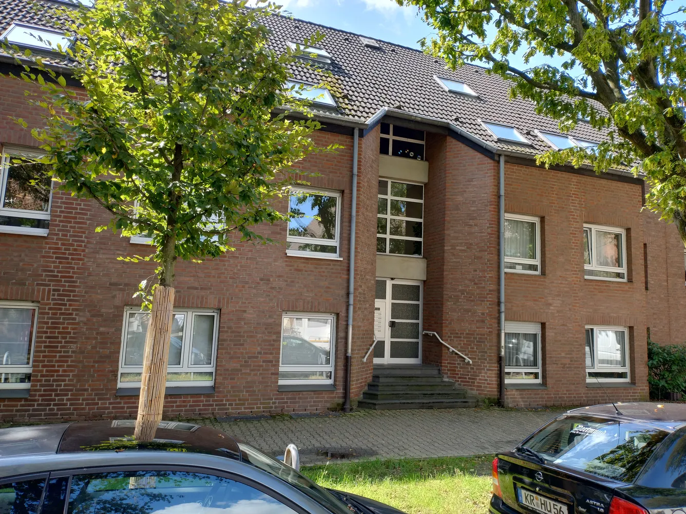 2 Zimmer Wohnung mit 70 m² in Krefeld – Bild 2