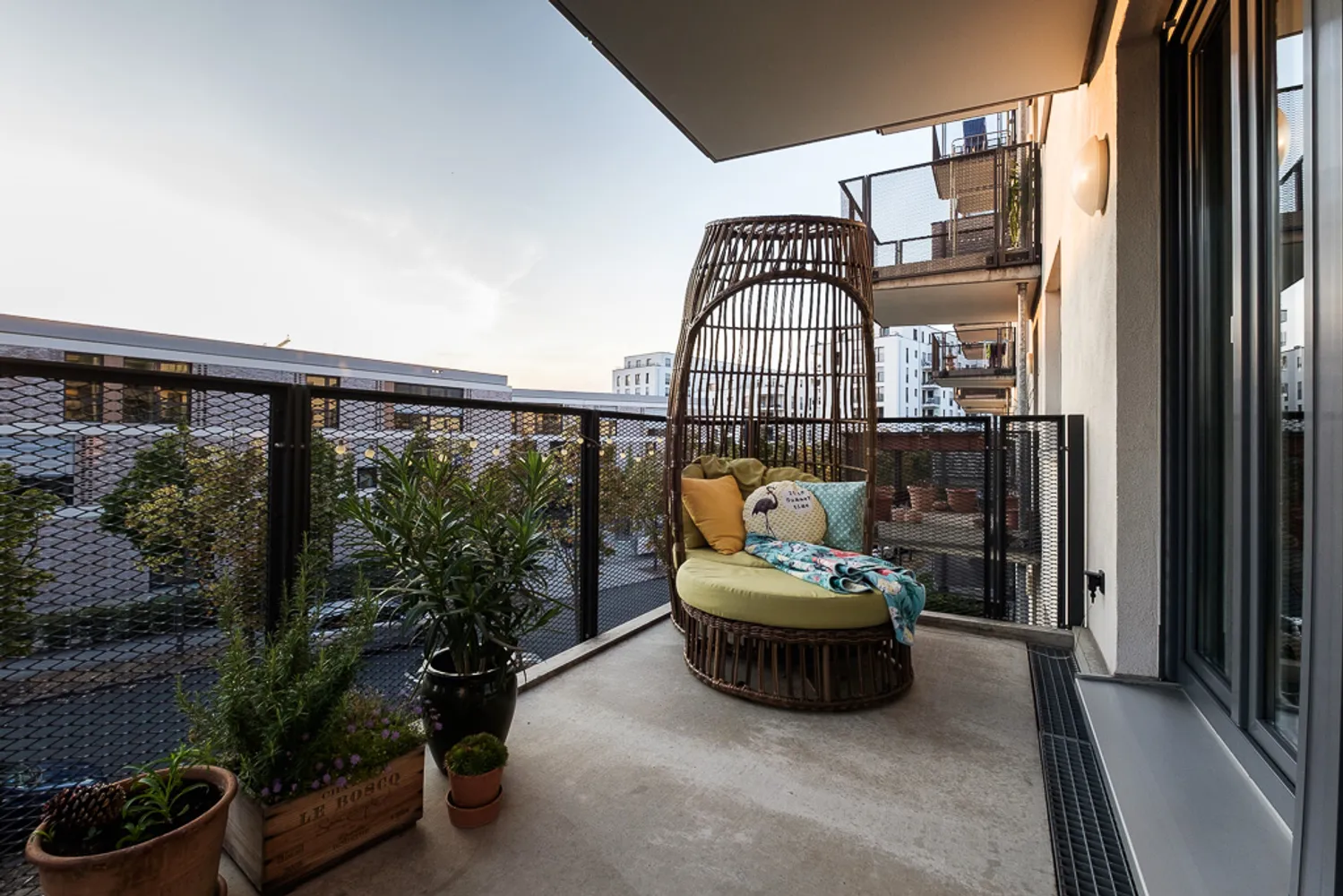 3 room apartment with 90 m² in Frankfurt am Main – Photo 1