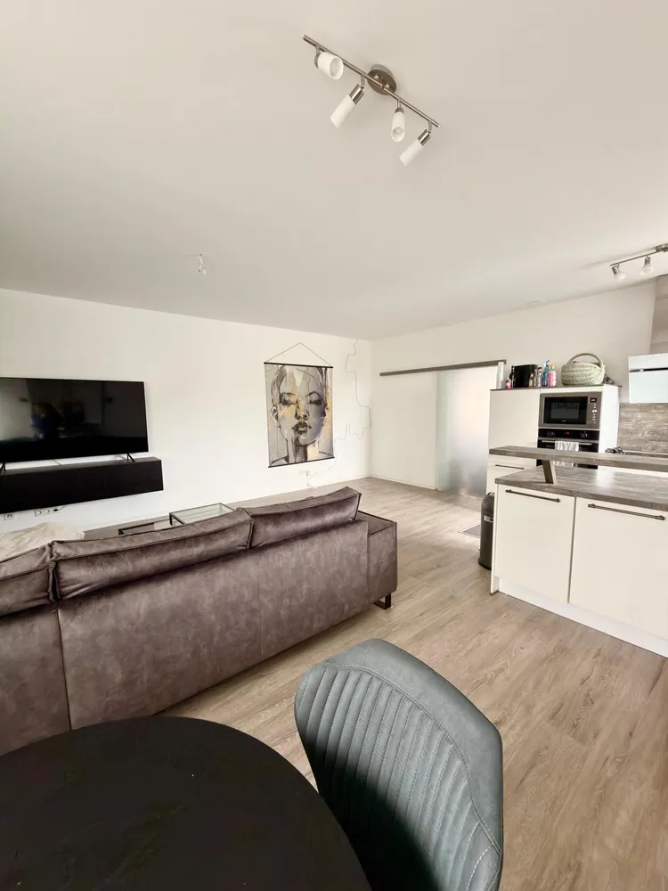 2 Zimmer Wohnung mit 88 m² in Duisburg – Bild 4