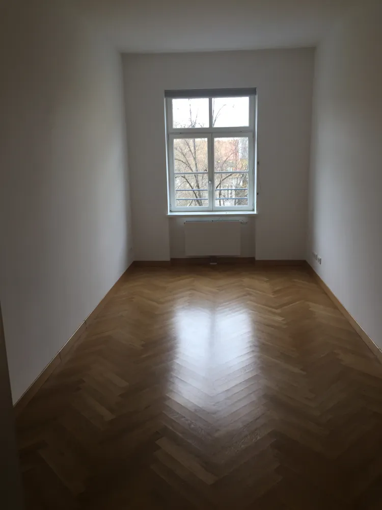 2 Zimmer Wohnung mit 90 m² in München – Bild 8