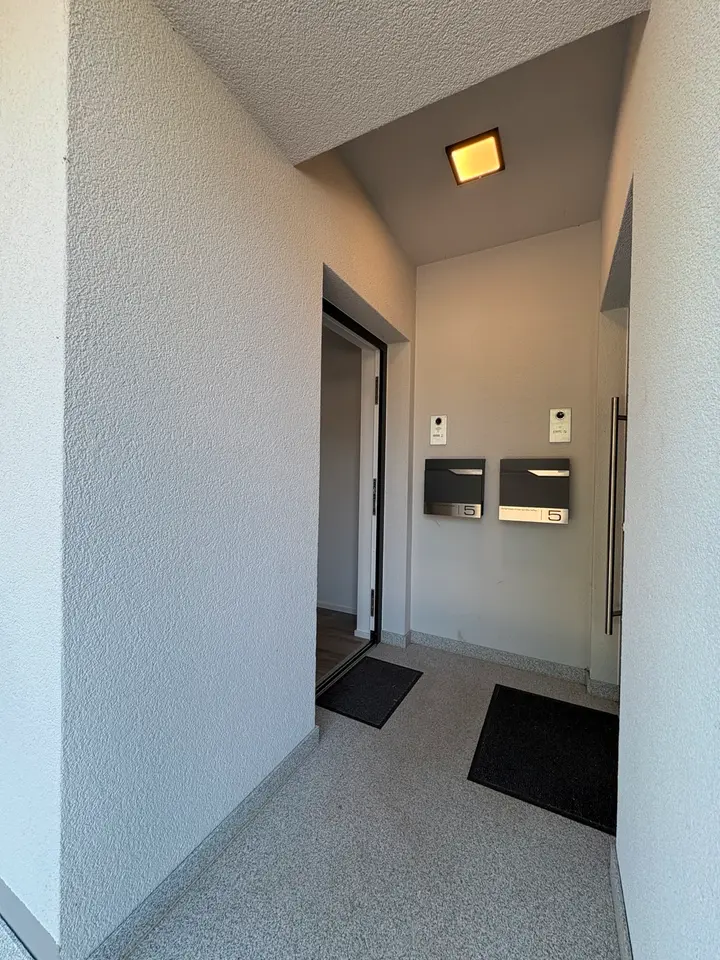 3 Zimmer Wohnung mit 91 m² in Saarbrücken – Bild 2