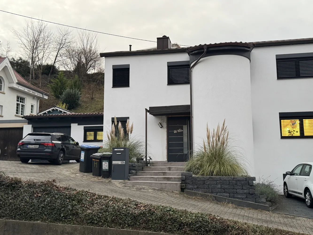 6 Zimmer Haus mit 150 m² in Karlsruhe – Bild 1