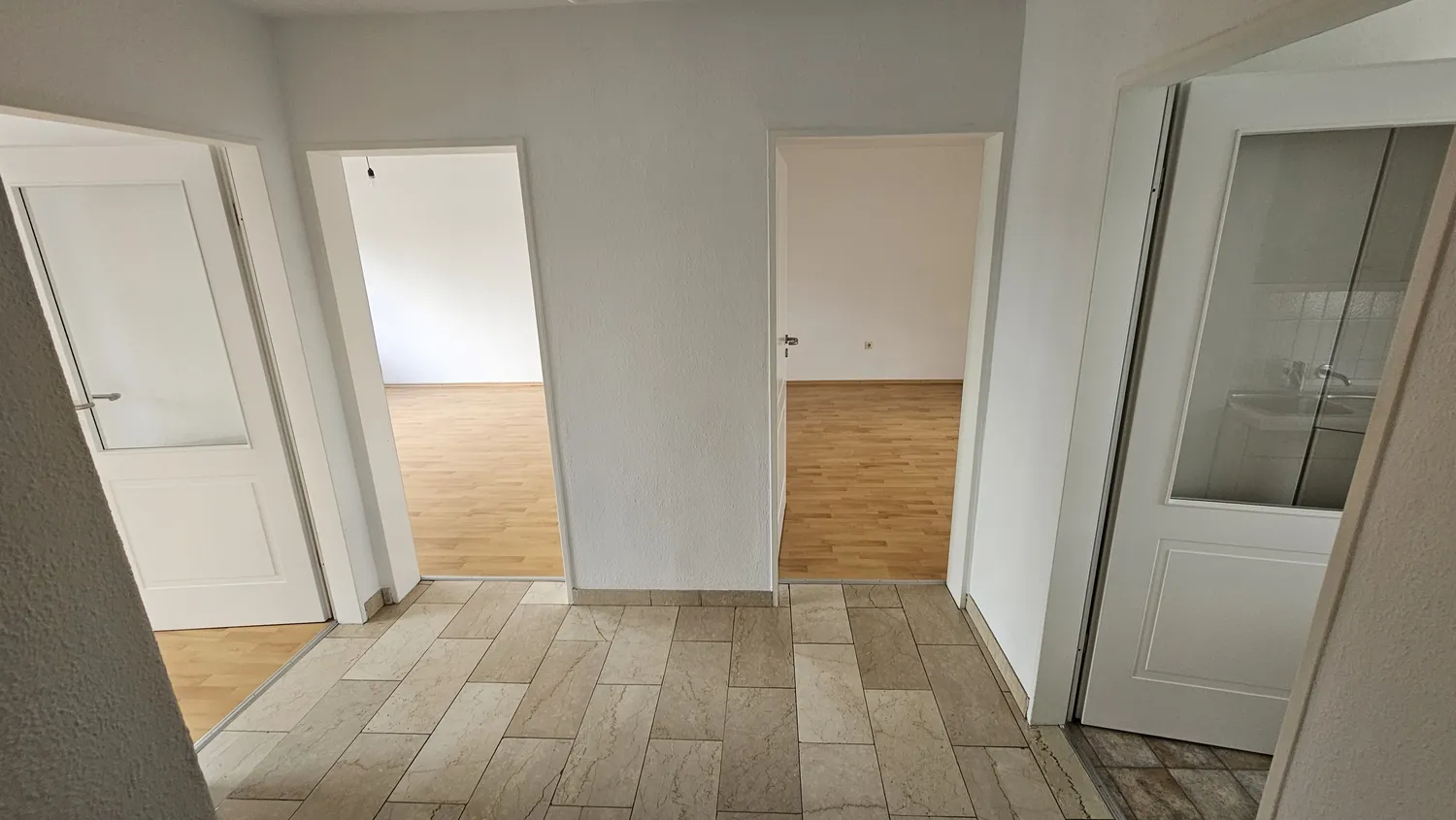 3 Zimmer Wohnung mit 70 m² in München – Bild 3