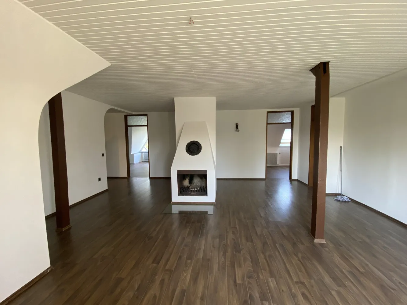 3 Zimmer Wohnung mit 86 m² in Neuss – Bild 2