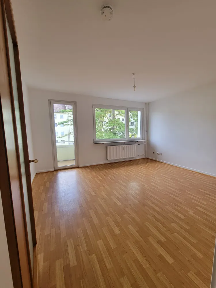 3 Zimmer Wohnung mit 67 m² in Wiesbaden – Bild 1