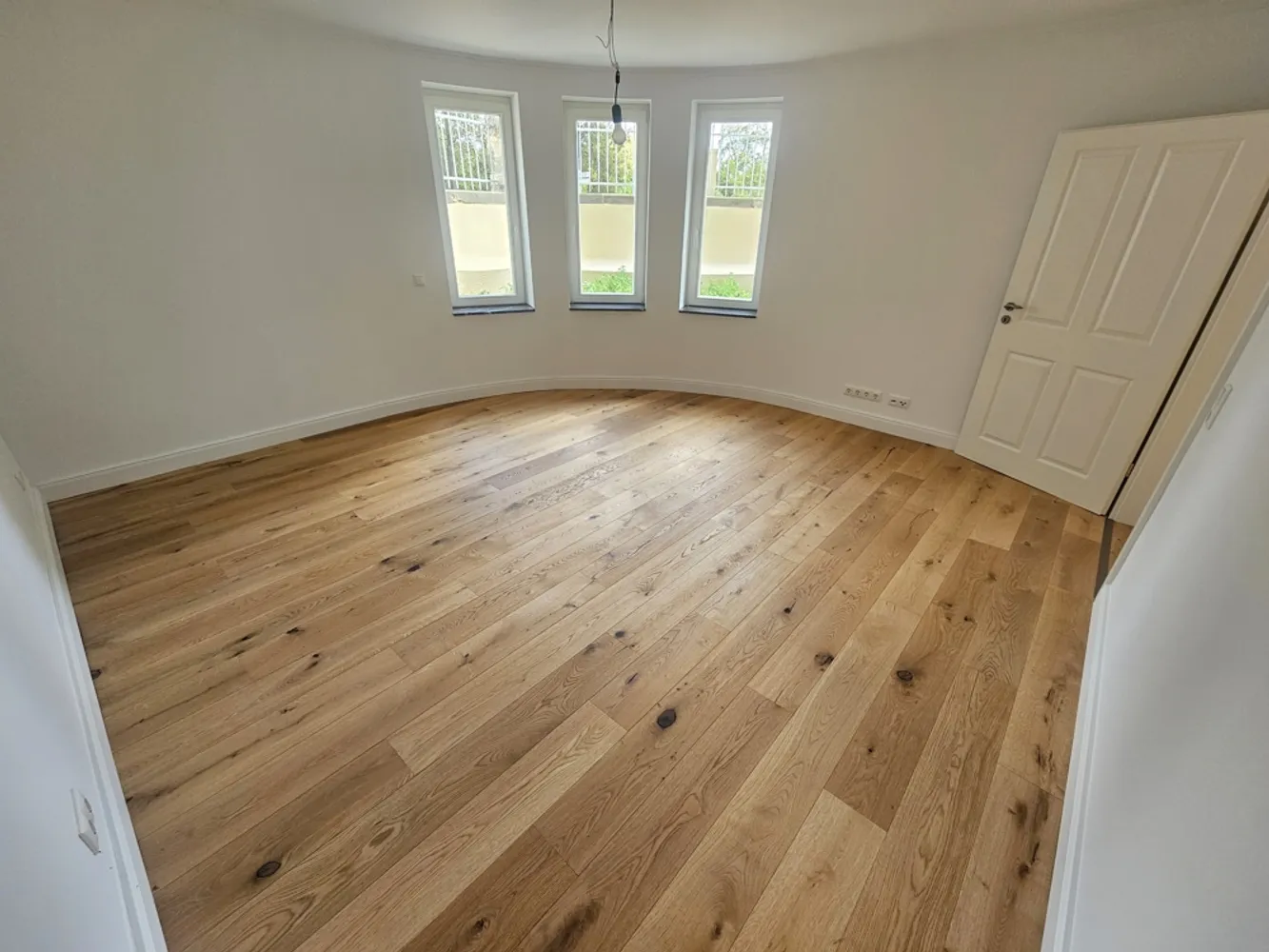 2 room apartment with 92 m² in Magdeburg – Photo 2