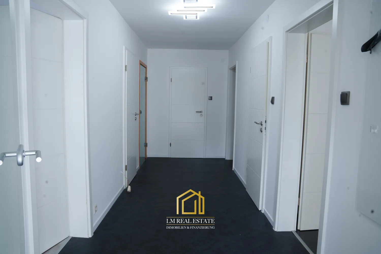 7 Zimmer Haus mit 246 m² in Reutlingen – Bild 11