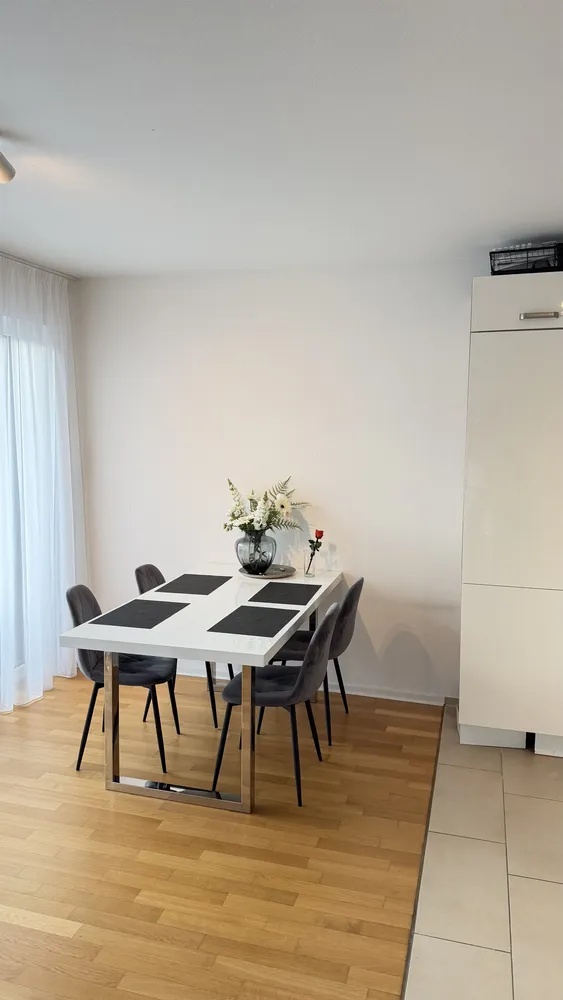3 Zimmer Wohnung mit 92 m² in Düsseldorf – Bild 3