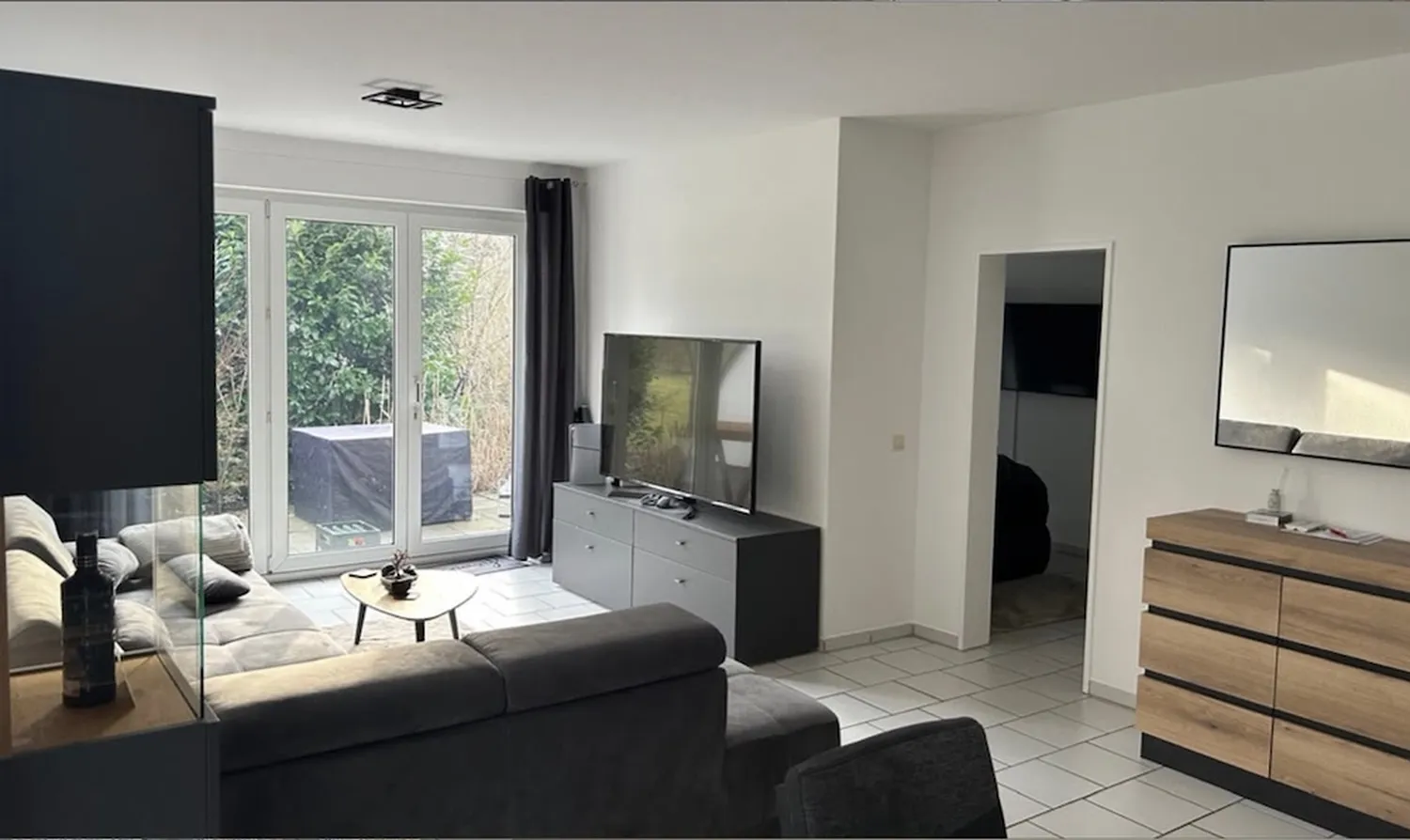 2 Zimmer Wohnung mit 70 m² in Leverkusen – Bild 3