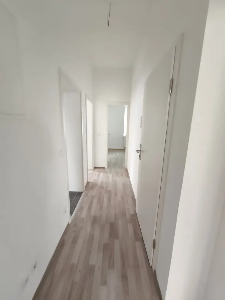4 Zimmer Wohnung mit 90 m² in Zwickau – Bild 4