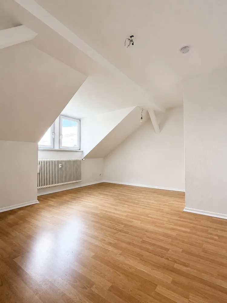 2 Zimmer Wohnung mit 60 m² in Chemnitz – Bild 1
